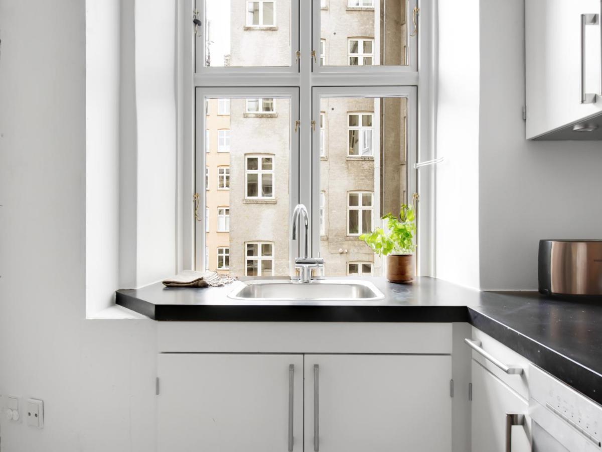 Sanders Stage - Perfectly Planned Three-Bedroom Apartment Near Nyhavn كوبنهاجن المظهر الخارجي الصورة